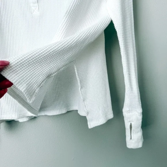 Aerie Offline White Waffle-knit Henley Shirt Size Small - Picture 5 of 7